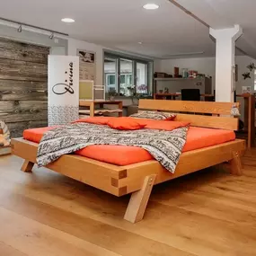 Bild von Hüsler Nest Lungern - Bettwaren und Möbel