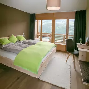 Bild von Hüsler Nest Lungern - Bettwaren und Möbel