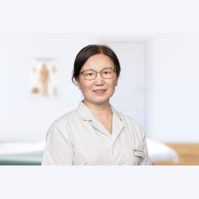 Dr. Fang CHAN-Dewar
TCM-Therapeutin