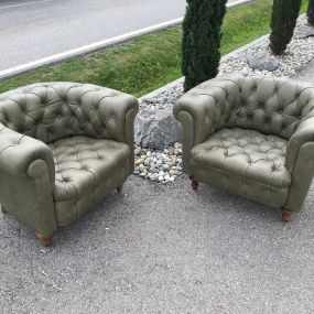 Chesterfield Sofa und Sessel neu beziehen