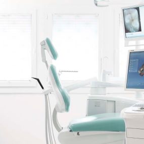 Zahnarzt Meiringen, Dr. Thomas Ackermann Zahnarztpraxis, Cerec Behandlung