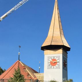 Fritz Tschanz Bedachungen, Schindeldach auf Kirchturm Sigriswil