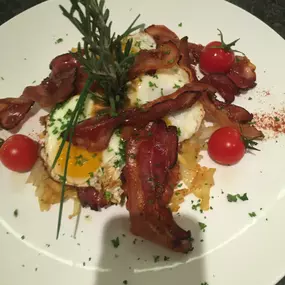 Rösti mit Speck und Ei