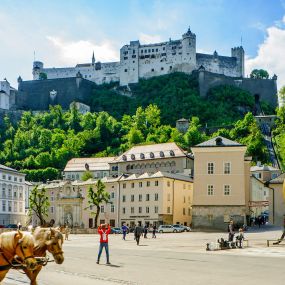 Die Festung Hohensalzburg in der Stadt Salzburg