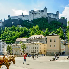 Die Festung Hohensalzburg in der Stadt Salzburg