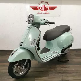 Vespa GTS 2023
Vespa GTS 125
2-Rad-Center Boller
Forch
Scooter
Roller
Blechroller
Motorrad
Zürich
Zürichoberland
Zürich Oberland