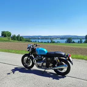 Royal Enfield Continental GT 650
Royal Enfield
2 Rad Center Boller
Greifensee
Motorrad
Forch
Zürich
Zürichoberland
Zürich Oberland