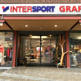 Intersport Graf, Shop Aussenansicht