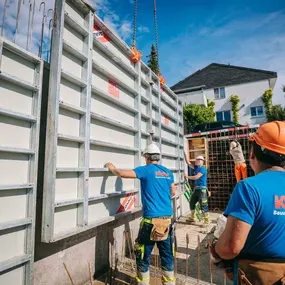 Willkommen bei Kilcher Bauunternehmung! Wir sind Ihr zuverlässiger Partner für Bauvorhaben aller Art. Mit jahrzehntelanger Erfahrung und einem engagierten Team von Experten stehen wir Ihnen bei der Realisierung Ihrer Bauprojekte zur Seite.

Als Bauunternehmung legen wir größten Wert auf Qualität, Effizienz und Kundenzufriedenheit. Unser erfahrenes Team arbeitet mit höchster Präzision und Professionalität, um Ihre Visionen in die Realität umzusetzen. Egal, ob es um Neubauten, Umbauten, Renovierun
