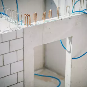 Willkommen bei Kilcher Bauunternehmung! Wir sind Ihr zuverlässiger Partner für Bauvorhaben aller Art. Mit jahrzehntelanger Erfahrung und einem engagierten Team von Experten stehen wir Ihnen bei der Realisierung Ihrer Bauprojekte zur Seite.

Als Bauunternehmung legen wir größten Wert auf Qualität, Effizienz und Kundenzufriedenheit. Unser erfahrenes Team arbeitet mit höchster Präzision und Professionalität, um Ihre Visionen in die Realität umzusetzen. Egal, ob es um Neubauten, Umbauten, Renovierun