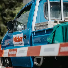 Willkommen bei Kilcher Bauunternehmung! Wir sind Ihr zuverlässiger Partner für Bauvorhaben aller Art. Mit jahrzehntelanger Erfahrung und einem engagierten Team von Experten stehen wir Ihnen bei der Realisierung Ihrer Bauprojekte zur Seite.

Als Bauunternehmung legen wir größten Wert auf Qualität, Effizienz und Kundenzufriedenheit. Unser erfahrenes Team arbeitet mit höchster Präzision und Professionalität, um Ihre Visionen in die Realität umzusetzen. Egal, ob es um Neubauten, Umbauten, Renovierun
