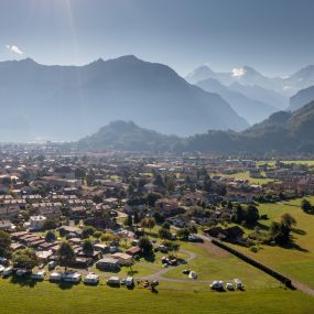 Luftansicht JunfrauCamp Interlaken