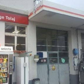 Dorfgarage Tolaj