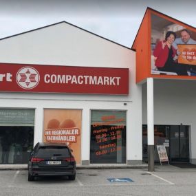 Expert Compactmarkt, Obertrum - Aussenansicht