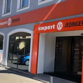 Expert Jedinger, St. Georgen im Attergau - Aussenansicht
