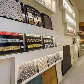 Plättli Atelier Rolf von Allmen, Keramikplattenhandel Interlaken