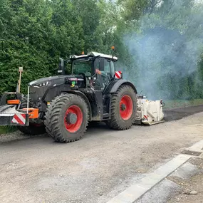 Wege und Strassenbau Asphalt fräsen