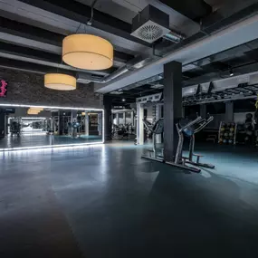 Fitness First Düsseldorf Holthausen - Club