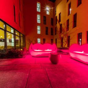 Courtyard lighting