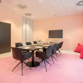 Meeting Room - Creative Cave