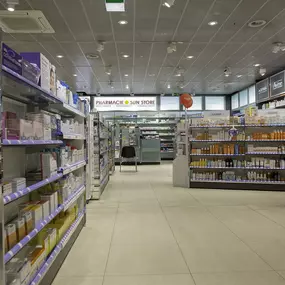 solaire-produits-pharmacie-sun-store-sierre-manor