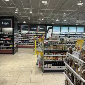 interieur-pharmacie-sun-store-porrentruy