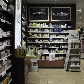 a-derma-produits-pharmacie-sun-store-chaux-de-fonds-metropole