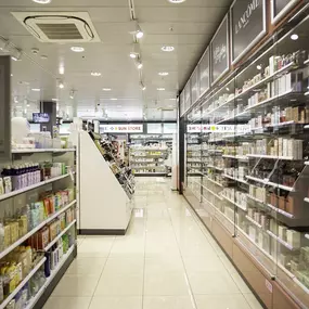 lancome-pharmacie-sun-store-chaux-de-fonds-metropole