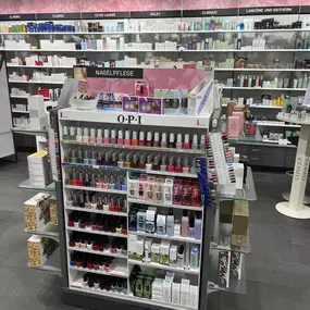 nagelpflege-amavita-apotheke-unterägeri