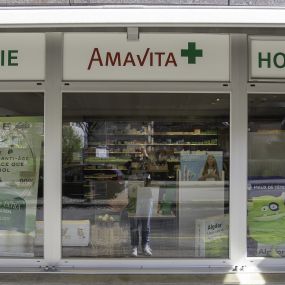 Pharmacie-Amavita-Condémine-extérieur