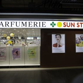 fenêtre-pharmacie-sun-store-renens