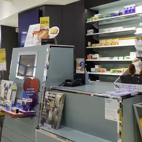 caissier-pharmacie-sun-store-neuchâtel