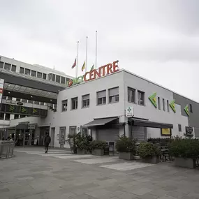 batiment-de-la-pharmacie-sun-store-petit-lancy