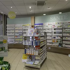 la-roche-posay-produits-pharmacie-sun-store-geneve-paquis