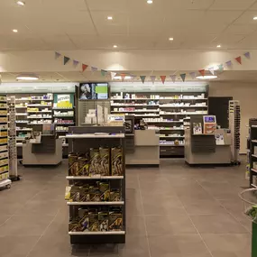 interieur-pharmacie-amavita-bienne-boujean