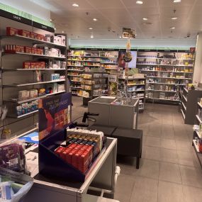 check-out-schalter-amavita-apotheke-paradies