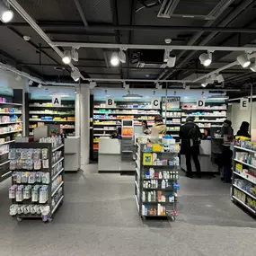 zurich-flughafen-amavita-apotheke