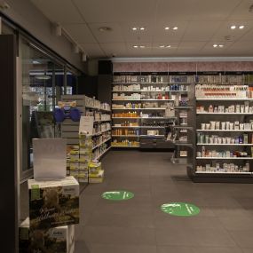 prodotti-per-la-cura-farmacia-amavita-realini