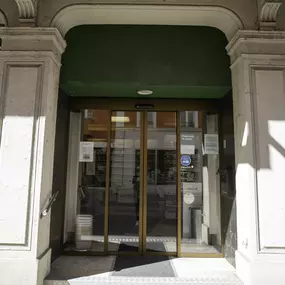 entrée-pharmacie-amavita-stI-mier