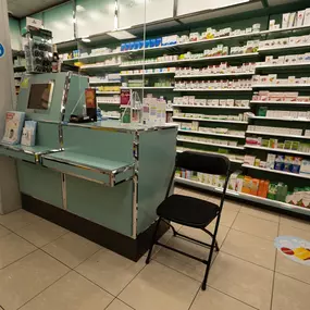 caissier-pharmacie-sun-store-lausanne-riponne