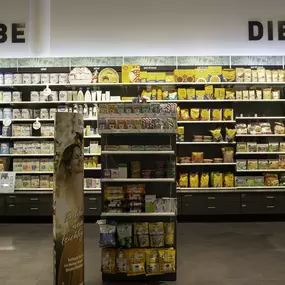 intérieur-pharmacie-amavita-granges-paccot