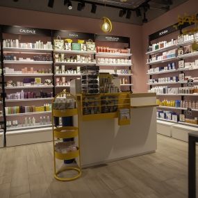 produits-de-soins-pharmacie-sun-store-chene-bourg-ceva