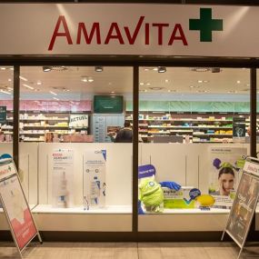 Pharmacie-Amavita-Portes-Rouges-entrée