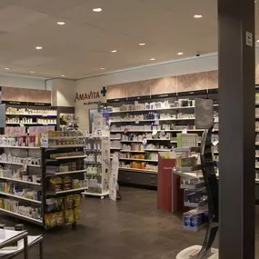 interieur-pharmacie-amavita-jura