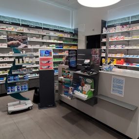 check-out-schalter-amavita-apotheke-schönbühl