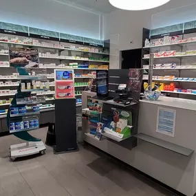 check-out-schalter-amavita-apotheke-schönbühl