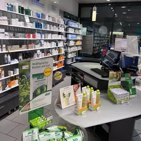 check-out-schalter-amavita-apotheke-rauracher