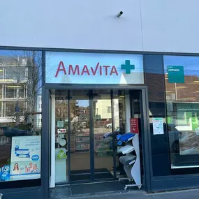 Amavita-Apotheke-Dietikon-entrance