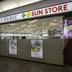 fenetre-pharmacie-sun-store-carouge-praille