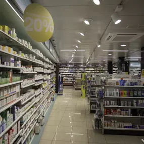 interieur-de-la-pharmacie-sun-store-morges-centre